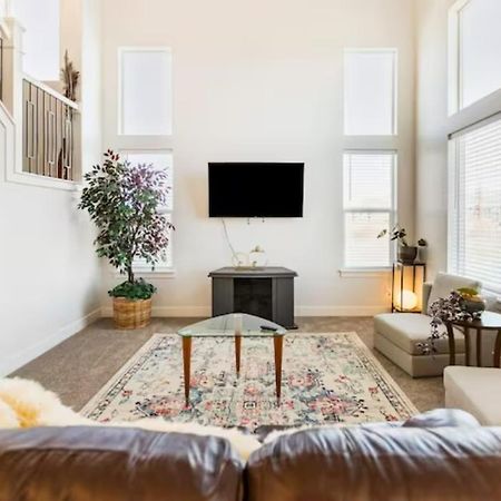 Brand New 3-Beds Stylish Entire House At Lehi Βίλα Εξωτερικό φωτογραφία