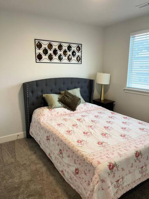 Brand New 3-Beds Stylish Entire House At Lehi Βίλα Εξωτερικό φωτογραφία