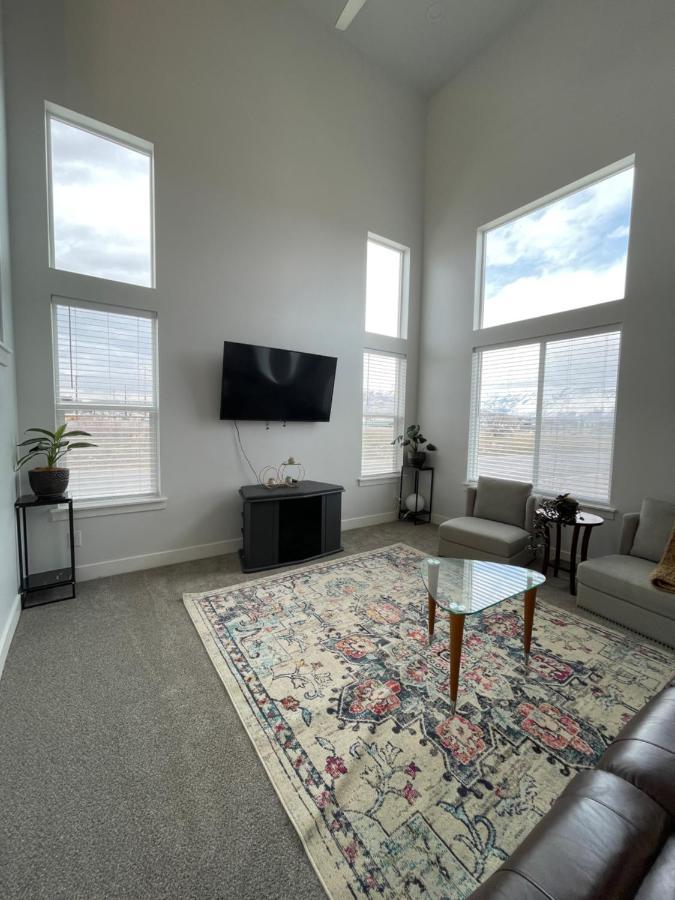 Brand New 3-Beds Stylish Entire House At Lehi Βίλα Εξωτερικό φωτογραφία